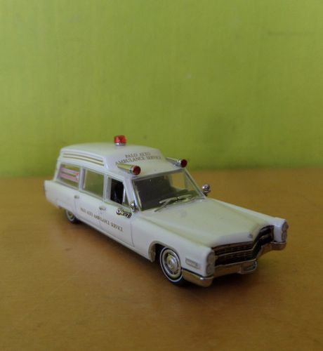 Brekina H0 19778 Cadillac Miller Meteor "Palo Alto"
