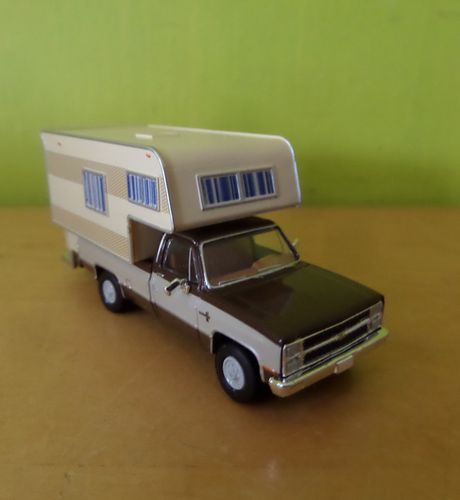 Brekina H0 19664 Chevrolet C20 Camper