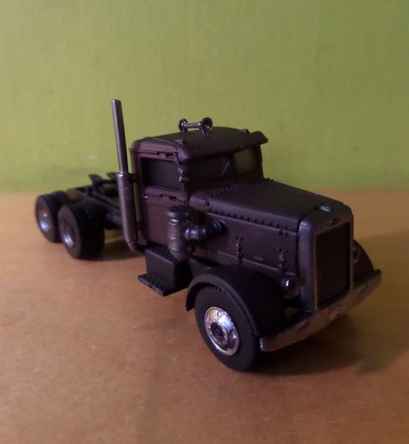 Brekina H0 85752 Peterbilt 281