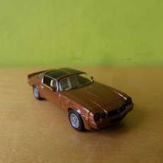 Brekina H0 18052 Chevrolet Camaro bruin