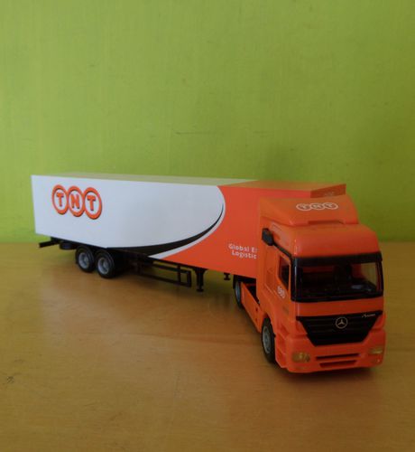 Herpa H0 MB  "TNT Post"
