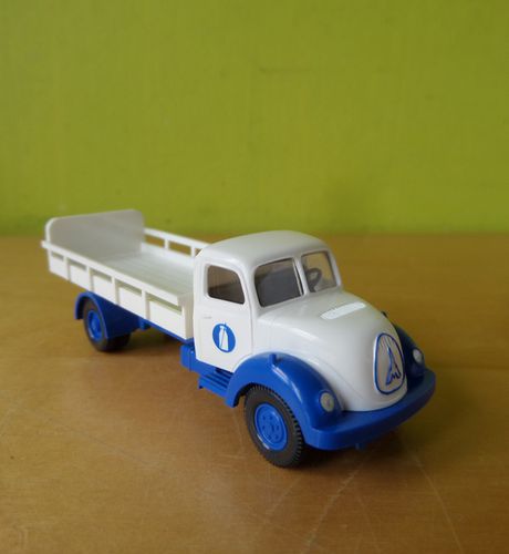 Wiking H0 57001 Magirus Melkwagen