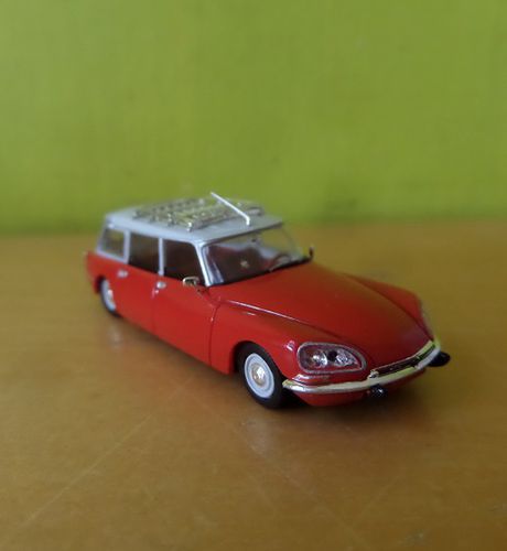 Brekina H0 14219 Citroen DS break