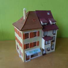Faller H0 2 Stadshuisjes