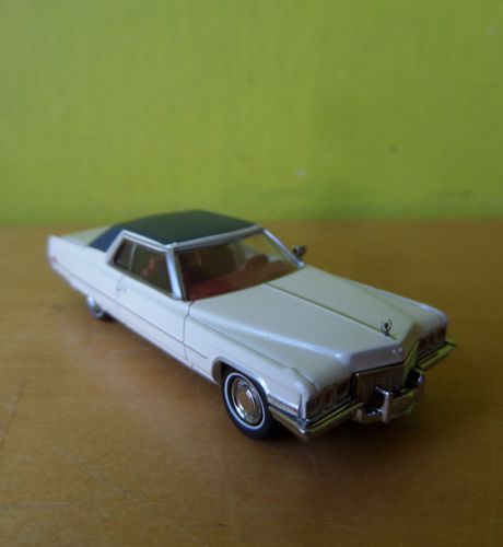 Brekina H0 18129 Cadillac Coupe deVille