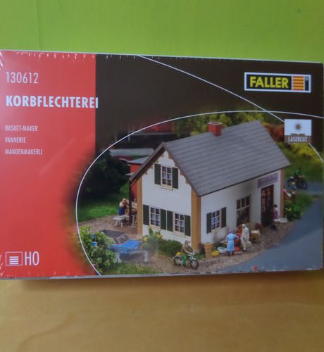 Faller H0 130612 Manden makerij