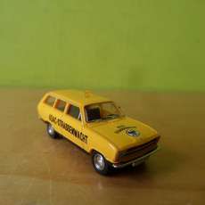 Brekina H0 20437 Opel Kadett Caravan ADAC