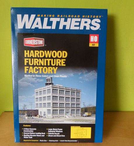 Walthers H0 3044 Hardwood Furniture Store