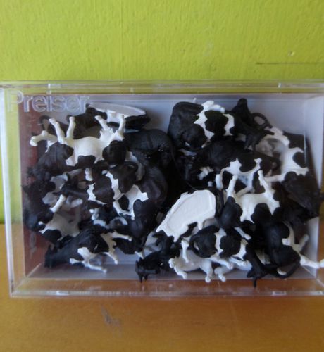 Preiser H0 14408 Mega set zwart/ witte koeien