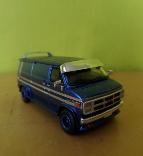 Brekina H0 18253 GMC Vandura blauw
