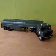 Brekina H0 85957 Kenworth Bullnose US Army