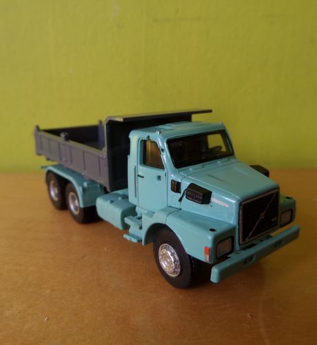 Brekina H0 85655 Volvo N 10 Kiepwagen