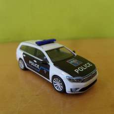 Herpa H0 99097 VW Passat variant Police