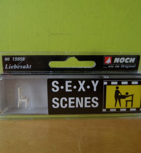 Noch H0  15956 Sexy scenes " Op de stoel"