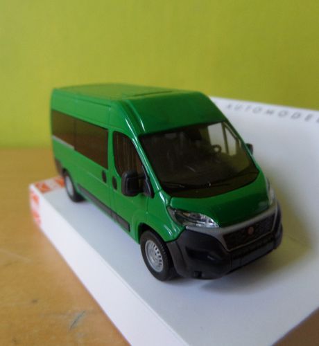 Busch H0 54651 Fiat Ducato bus