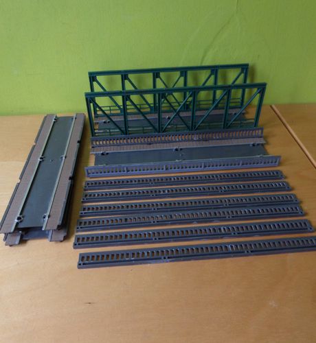 Joueff H0   4x Spoorbrug delen + brug