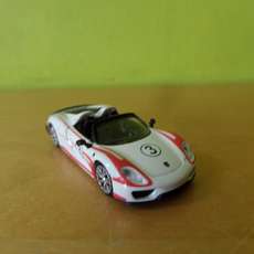 Minichamps H0 870062137 Porsche 918 Spyder