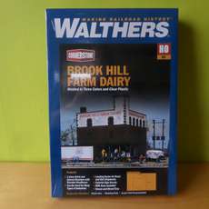 Walthers H0 3010 Brookhill Melk fabriek