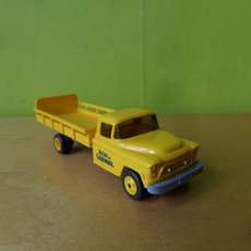 Wiking H0 057004 Chevrolet "Cardinal bier"