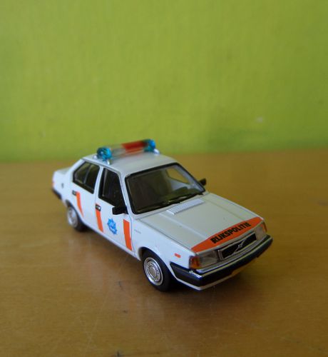 PCX H0 871627 Volvo 340 NL politie