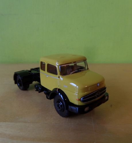 Brekina H0 81120 MB LS 1620