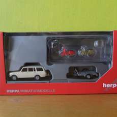 Herpa H0 420419 Wartburg 353 met aanhanger