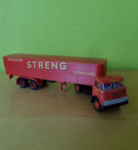 Brekina H0 85230 DAF D0 2000 "Streng"