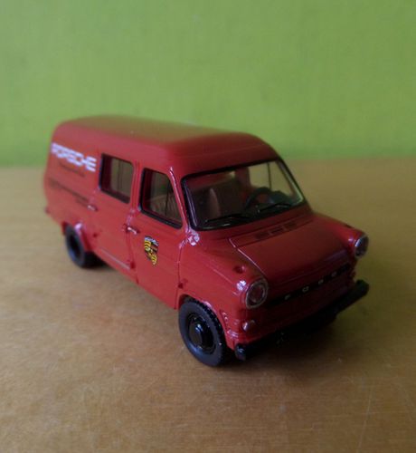 Brekina H0 34164 Ford Transit "Porsche"