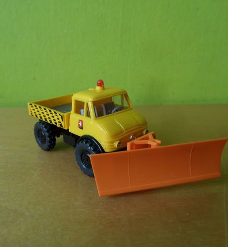 Wiking H0 37110 Unimog U 406 Sneeuwploeg