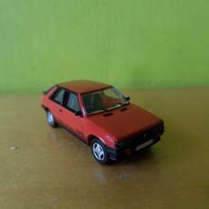 PCX H0 870753 Renault 11 Turbo rood