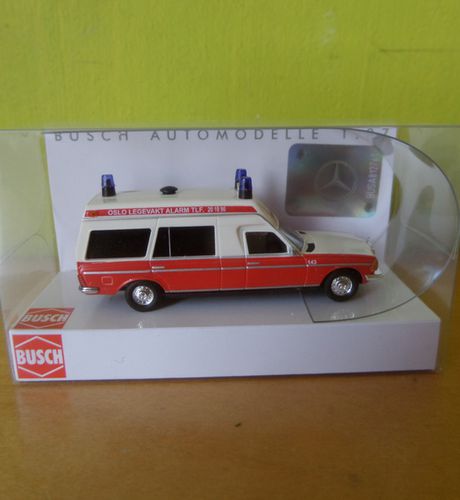 Busch H0 52214 MB Vf 123 Ambulance Noorwegen