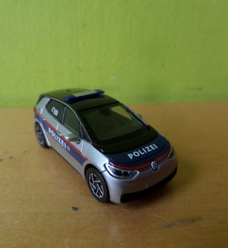 Herpa H0 097383  VW  ID 3 Polizei Oostenrijk