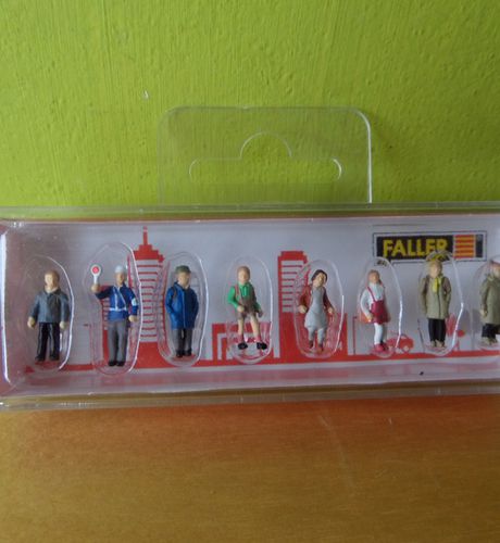 Faller H0 151622 Schoolgaande kinderen