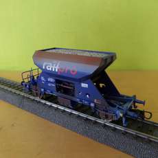 Roco H0 75964 Railpro grindwagen " vervuild "
