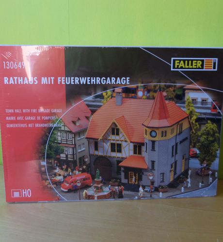 Faller H0 130649 Raadhuis met brandweer