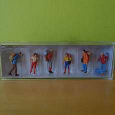Preiser H0 10113 Jonge reizigers