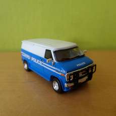 Brekina H0 18261 GMC Vendura NYPD