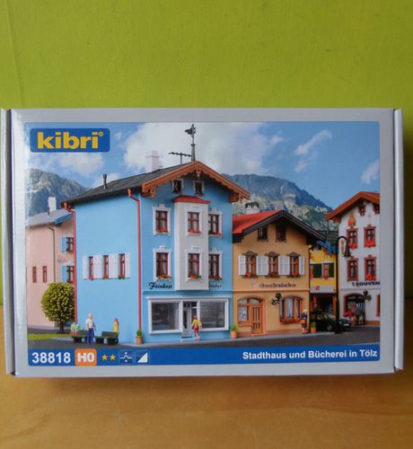 Kibri H0 38818 Zwitserse stadshuizen in Tolz