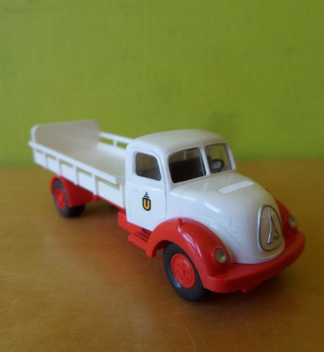 Wiking H0 57005 Magirus Sirius Drankenwagen