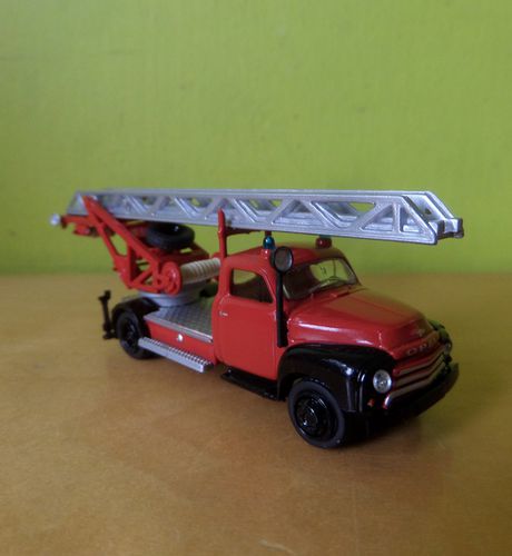Brekina H0 35430 Opel Blitz 1952 DL 18 Brandweer