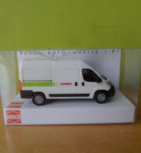Busch H0 54610 Citroen Jumper "Claas"