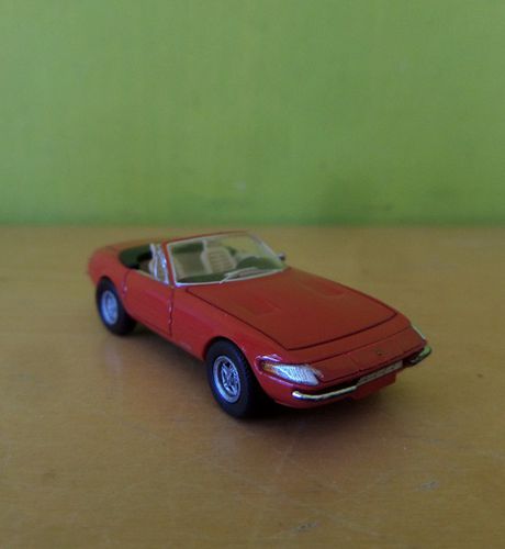 Brekina H0 22940 Ferrari Daytona GTS 4
