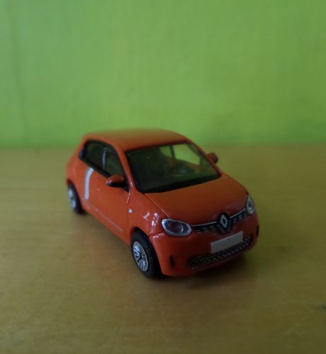 PCX H0 870368  Renault Twingo 3