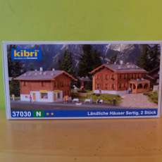Kibri N 37030  2 landelijke huizen