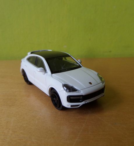 Minichamps H0 870069120 Porsche Cayenne Turbo coupe