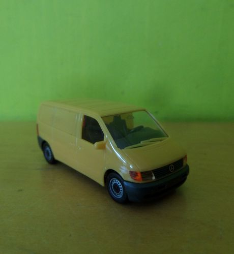 Herpa H0  Budget  Mercedes Vito