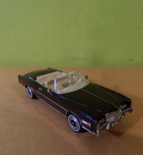 Brekina H0 19757 Cadillac Eldorado convertible