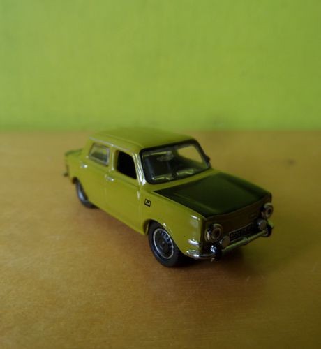 Norev H0 571096 Simca 1000 Rallye  2