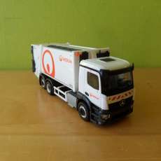 Herpa H0 319102 MB Actros Veolia Vuilniswagen