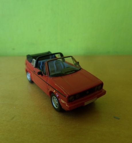 PCX H0 870309 VW Golf 1 Cabrio  rood